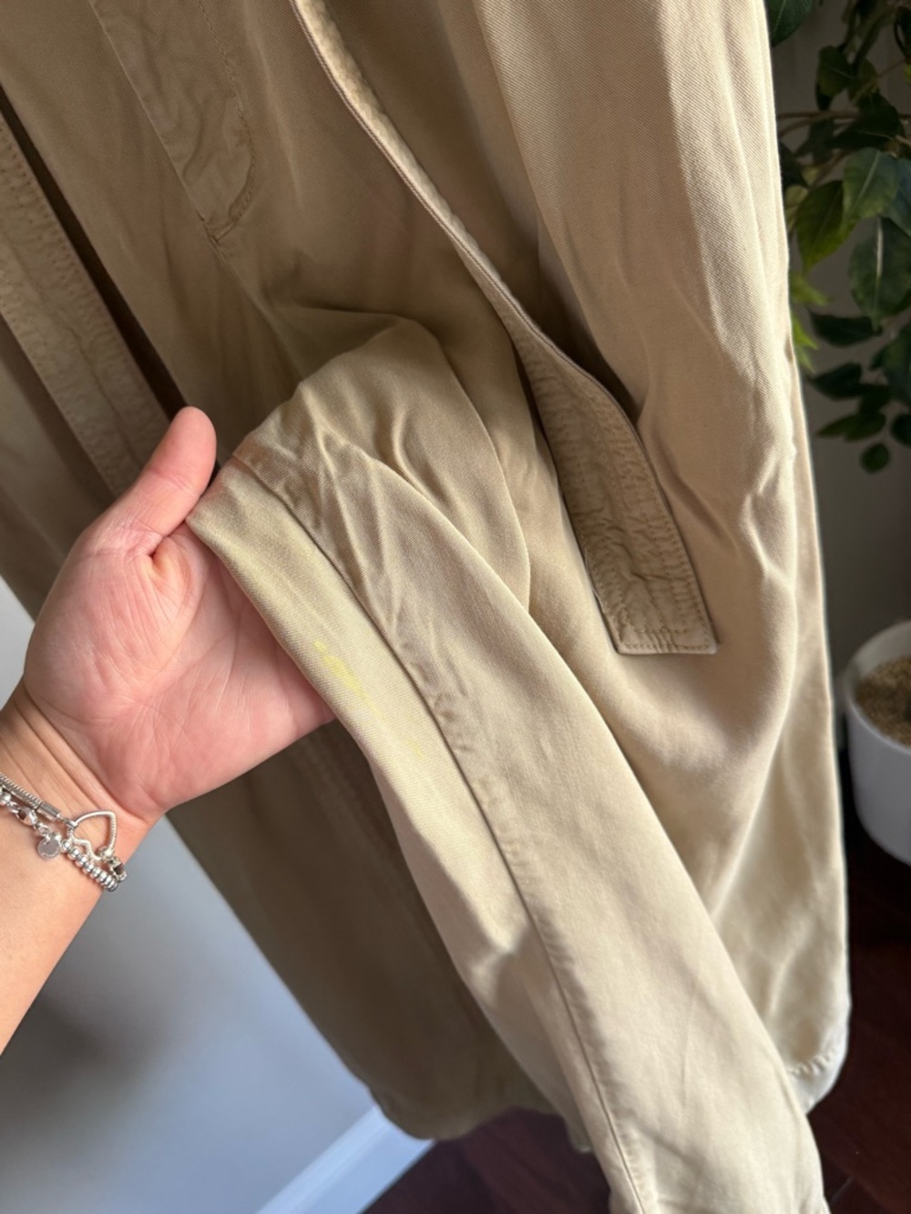 Anthropologie Khaki Beige High Rise Belted Wide Leg 24” Pants Women’s Size 10 - Picture 5 of 10